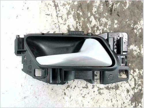 Maniglia interna posteriore destra PEUGEOT 3008 II SUV (MC_, MR_, MJ_, M4_) 1.2 Hybrid 136 (MRHPYE) (136 hp) 32016773