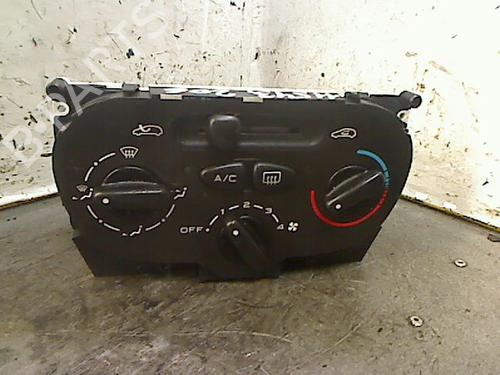 Commande Chauffage PEUGEOT 206 Hatchback (2A/C) 2.0 HDI 90 (90 hp) 26061730