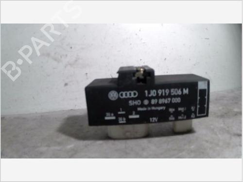 Used Electronic sensor VW POLO IV (9N_, 9A_) 1.4 TDI (80 hp) 30307844