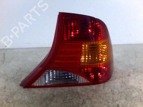 Høyre baklys FORD FOCUS I Saloon (DFW) 1.8 TDCi (100 hp) 26106263