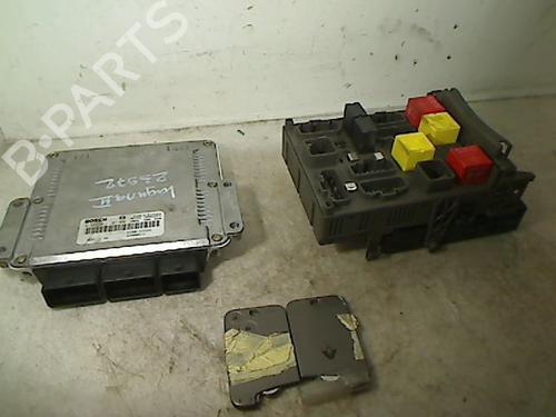 Used Engine control unit (ECU) Engine control unit (ECU) RENAULT LAGUNA II (BG0/1_) 1.9 dCi (BG08, BG0G) (120 hp) 33002730 33002730