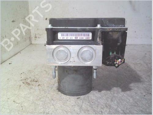 Used ABS pump PEUGEOT 5008 (0U_, 0E_) 2.0 HDi (163 hp) 26120320