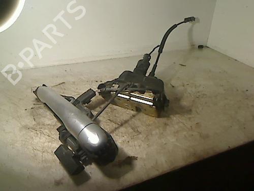 Used Front right lock RENAULT LAGUNA II (BG0/1_) 1.9 dCi (BG08, BG0G) (120 hp) 26075794