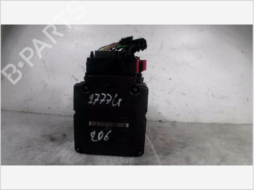 Used ABS pump PEUGEOT 206 CC (2D) 1.6 16V (2DNFUF, 2DNFUR) (109 hp) 26096547
