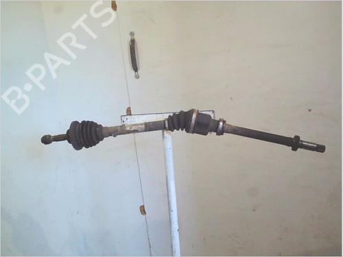 Used Right front driveshaft Right front driveshaft PEUGEOT 206+ (2L_, 2M_) 1.4 i (2LKFWA, 2MKFWA) (75 hp) 33846916 33846916
