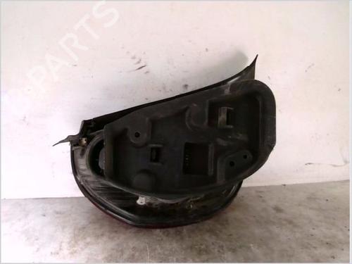 Right taillight CITROËN C5 I (DC_) 2.0 HDi (DCRHZB, DCRHZE) | BP26102216C35 