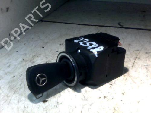 Used Ignition barrel MERCEDES-BENZ C-CLASS (W202) C 180 (202.018) (122 hp) 26096696