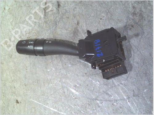 Used Headlight switch HYUNDAI TUCSON (JM) 2.0 CRDi All-wheel Drive (140 hp) 29526910