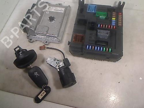 Used Engine control unit (ECU) PEUGEOT 208 I (CA_, CC_) 1.2 VTI 82 (82 hp) 26089491