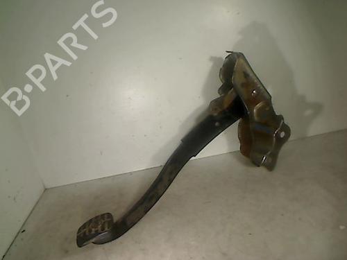 Used Break pedal NISSAN TERRANO II (R20) 2.7 TDi 4WD (125 hp) 26100984
