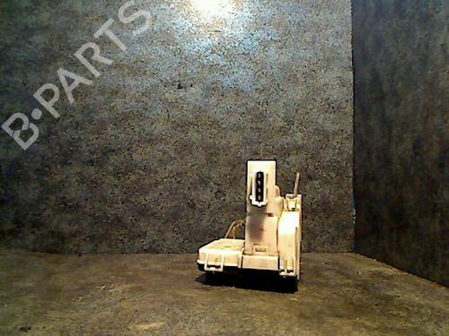 Used Front right lock VW GOLF III (1H1) 1.6 (75 hp) 26081847