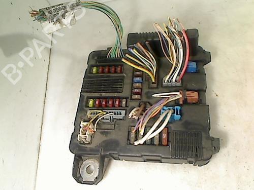 Used Fuse box RENAULT MEGANE II (BM0/1_, CM0/1_) 1.9 dCi (BM0G, CM0G) (120 hp) 26078192