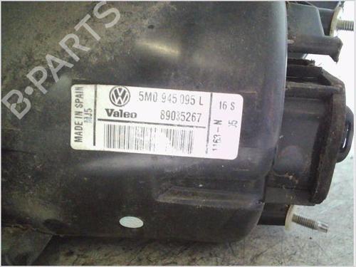 Left taillight VW GOLF PLUS V (5M1, 521) 1.9 TDI | BP28324933C34 