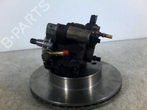 Used Fuel pump FORD FIESTA V (JH_, JD_) 1.4 TDCi (68 hp) 33002494