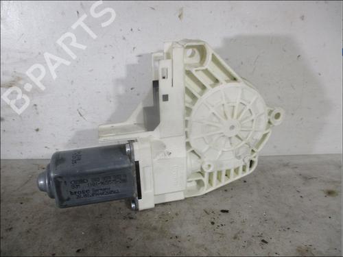 Front left window mechanism AUDI A4 B8 Avant (8K5) 2.0 TDI | BP32435273C22