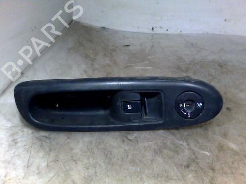 Used Switch RENAULT CLIO II (BB_, CB_) 1.5 dCi (B/CB08) (82 hp) 26076211