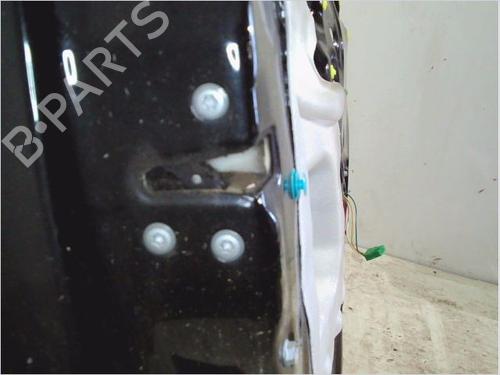 Serrure avant gauche PEUGEOT 107 (PM_, PN_) 1.0 (68 hp) 26096207