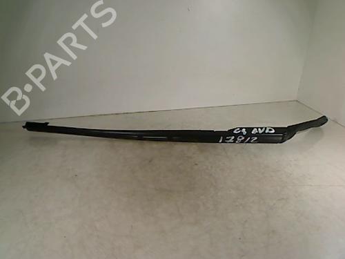 Used Front windshield wiper arm CITROËN C4 I (LC_) 1.6 HDi (90 hp) 26064496