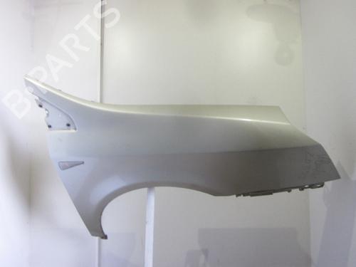 Used Right front fenders RENAULT VEL SATIS (BJ0_) 2.2 dCi (BJ0E, BJ0F) (150 hp) 26067797