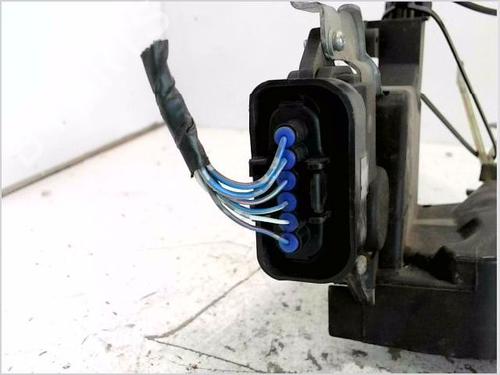 Front left lock TOYOTA RAV 4 II (_A2_) 2.0 D 4WD (CLA20_, CLA21_, CLA20R, CLA21R) | BP28216800C98 