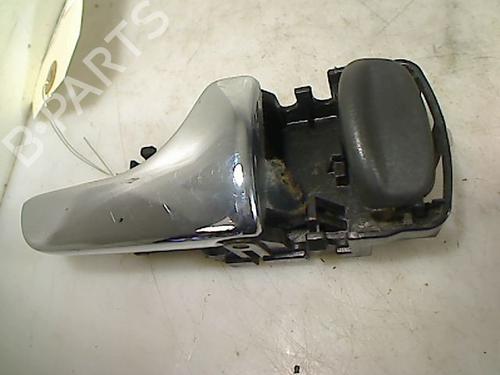 Used Front right interior door handle NISSAN TERRANO II (R20) 2.7 TDi 4WD (125 hp) 29332863