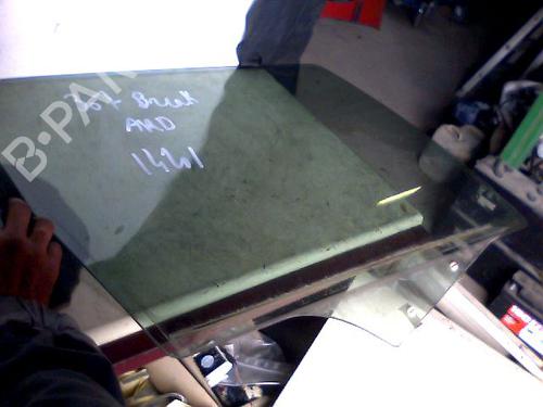 Used Rear right door window Rear right door window PEUGEOT 307 Break (3E) 2.0 HDI 90 (90 hp) 35752132 35752132