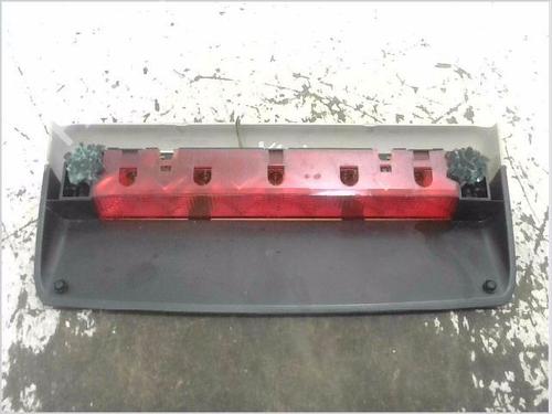 Used Third brake light Third brake light PEUGEOT 407 (6D_) 1.6 HDi 110 (6D9HZC, 6D9HYC) (109 hp) 40047284 40047284