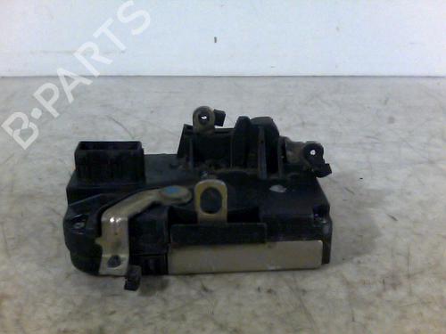 Used Front right lock PEUGEOT 306 Hatchback (7A, 7C, N3, N5) 1.4 (75 hp) 26065982