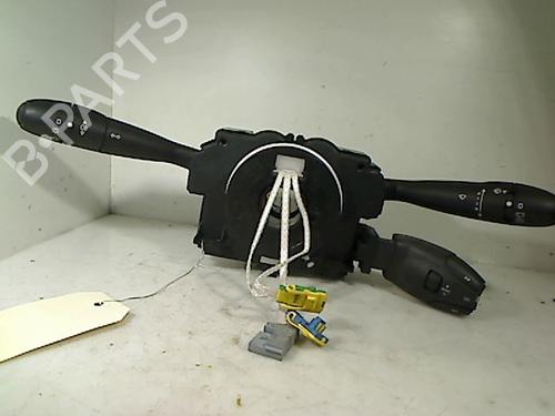 Used Steering column stalk PEUGEOT 307 (3A/C) 1.6 16V (109 hp) 26089677