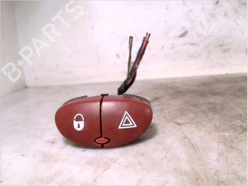 Advarselsbryter PEUGEOT 206 Hatchback (2A/C) 1.1 i (60 hp) 26101403