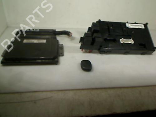 Used Engine control unit (ECU) Engine control unit (ECU) RENAULT CLIO II (BB_, CB_) 1.4 16V (B/CB0P, BB13) (98 hp) 32987393 32987393