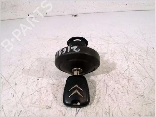 Używane Korek wlewu paliwa CITROËN XSARA PICASSO (N68) 2.0 HDi (90 hp) 26109766