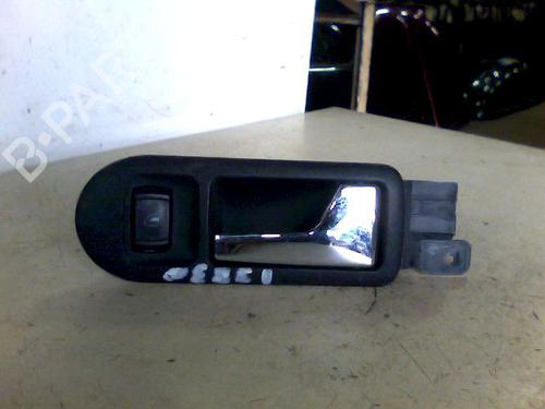 Used Front right interior door handle VW GOLF IV (1J1) 1.9 TDI (115 hp) 29496959