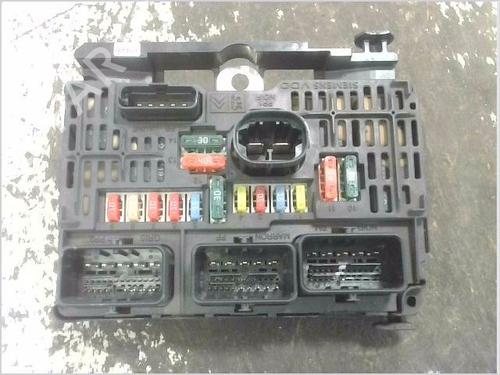 Used Fuse box Fuse box CITROËN C4 Coupe (LA_) 2.0 HDi (136 hp) 40183627 40183627