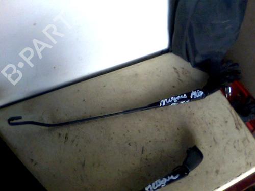 Used Front windshield wiper arm RENAULT MEGANE I (BA0/1_) 1.4 16V (BA0D, BA1H, BA0W, BA10) (95 hp) 26059226