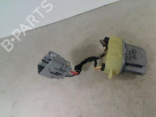 Used Heater resistor RENAULT LAGUNA III Grandtour (KT0/1) 2.0 dCi (KT07, KT0J, KT14, KT1A, KT1S) (131 hp) 29497064