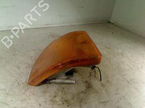 Used Left front indicator VW TRANSPORTER T4 Bus (70B, 70C, 7DB, 7DK, 70J, 70K, 7DC, 7DJ) 1.9 TD (68 hp) 26072562