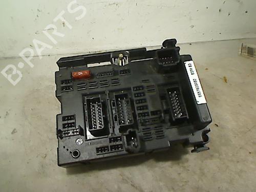 Used Fuse box PEUGEOT 206 Hatchback (2A/C) 1.4 HDi eco 70 (68 hp) 26075665