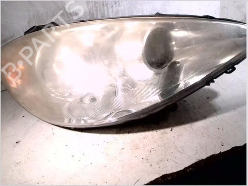 Used Right headlight PEUGEOT 807 (EB_) 2.0 HDi (107 hp) 26110358