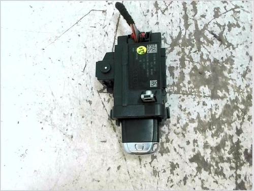 Clé de contact AUDI A4 B8 (8K2) 2.0 TDI (143 hp) 30755776