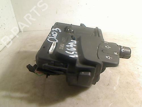 Used Switch RENAULT CLIO III (BR0/1, CR0/1) 1.2 16V (BR0P, CR0P) (101 hp) 26090197