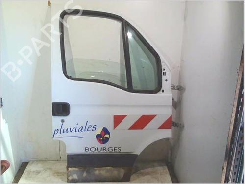 Used Right front door RENAULT MASTER II Platform/Chassis (ED/HD/UD) 2.5 dCi 120 (115 hp) 26725121