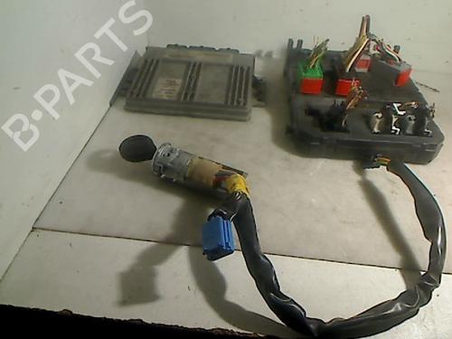 Computer motormanagement PEUGEOT 206 Hatchback (2A/C) 1.4 i (75 hp) 26090814