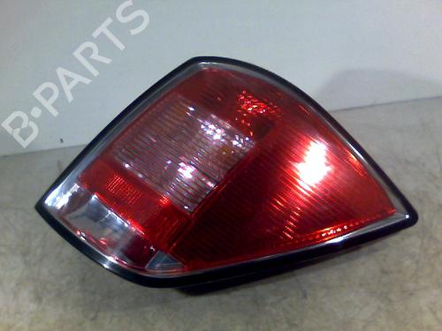 Højre baglygte OPEL ASTRA H Estate (A04) 1.7 CDTI (L35) (125 hp) 26083226