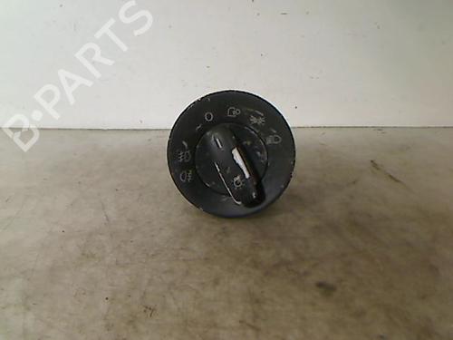 Used Headlight switch SKODA OCTAVIA II (1Z3) 1.9 TDI (105 hp) 26083966