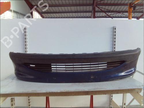 Used Front bumper PEUGEOT 206 Hatchback (2A/C) 1.1 i (60 hp) 26105935