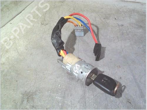 Used Ignition barrel Ignition barrel PEUGEOT 306 Break (7E, N3, N5) 1.9 D (69 hp) 39934385 39934385