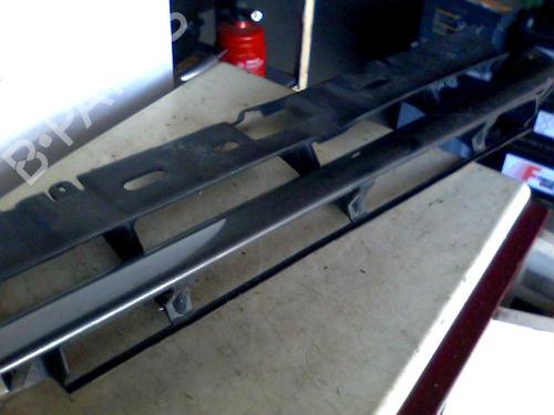 Used Grille RENAULT 25 (B29_) 2.1 Turbo-D FWD (B290, B29W) (86 hp) 29335484