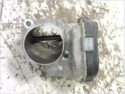 Used Throttle body FORD FOCUS III Saloon 1.6 TDCi (115 hp) 31852055
