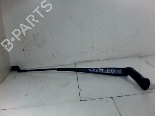 Used Front windshield wiper arm PEUGEOT BOXER Van 2.0 BlueHDi 160 (163 hp) 28323656